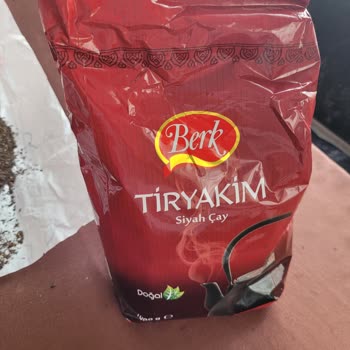 BİM Market Çaydan Çöp Çıkması