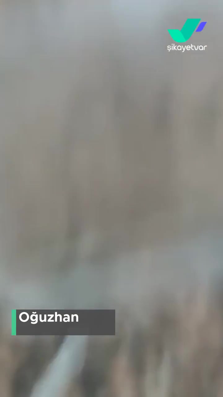 Dondurmacı Amca - Donsa Dondurmadan Demir Çıt Çıt Cıktı! videonun kapak resmi