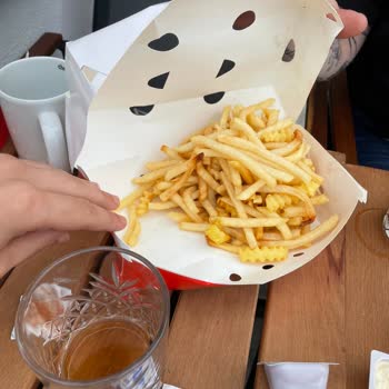 Burger King'ten Gelen Siparişte Hijyen Ve Eksiklik Sorunları