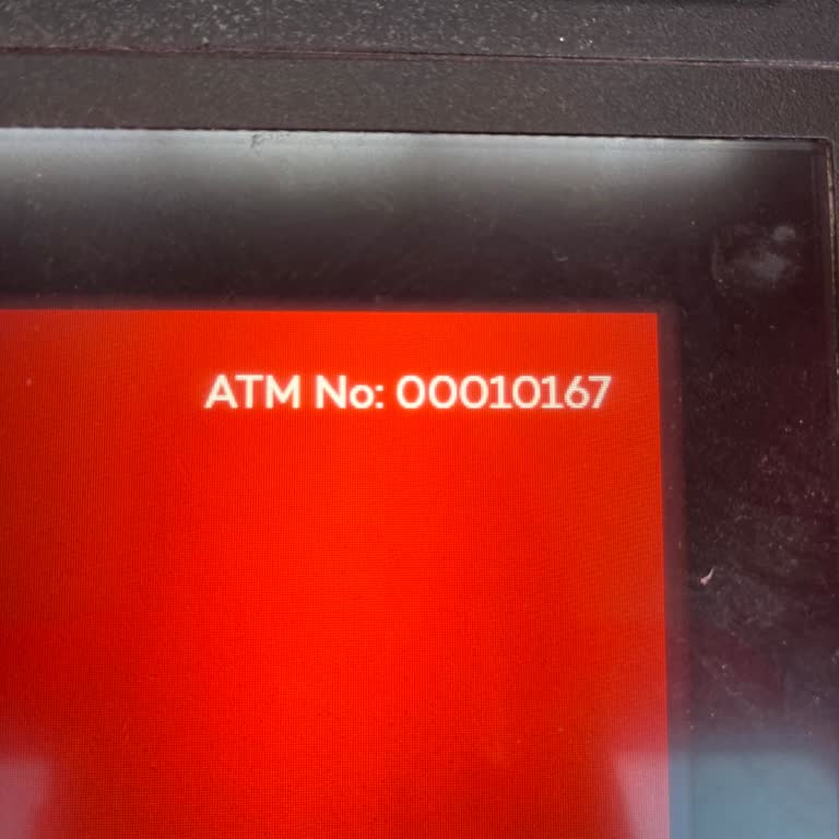 Akbank ATM'sinde Papara Kartıma Para Yatırırken Param Sıkıştı!
