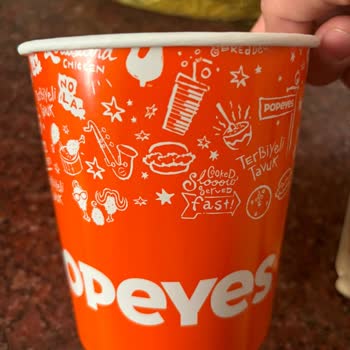 Popeyes Esenyurt Özyurtlar Yenmiş Yemek Gönderiyor