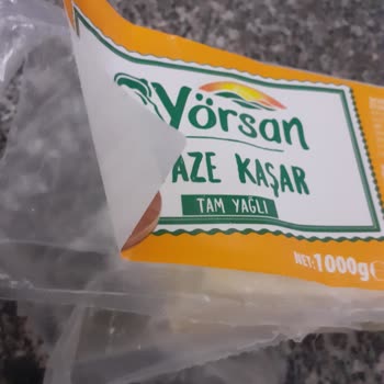 Onur Market'ten Yörsan Kaşarı Diye Satılan Şey