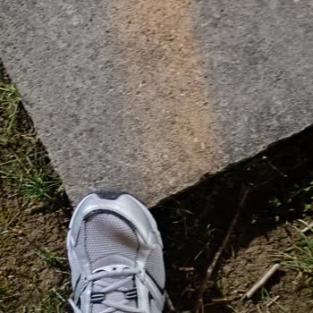 Özdilekteyim.com Dan Alınan, Orijinal Olmayan New Balance