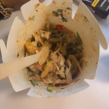 Sr Döner Aile Yemeğinde Hayal Kırıklığı: Beklentiler Karşılanmadı