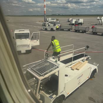 Sunexpress Uçuşunda Gecikme Ve Tekerlekli Sandalye Sorunu