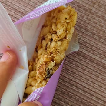 Corny Tahıl Bardaki Kurtçuklar