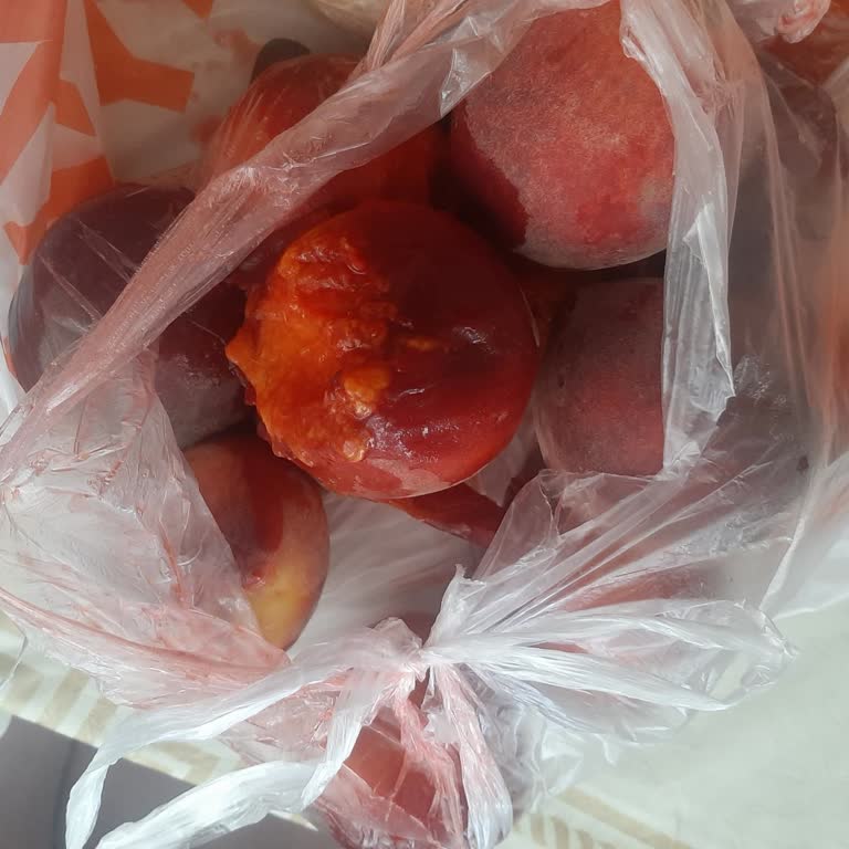 Migros Gaziosmanpaşa Şubesinden Aldığım Meyveler Ezilmiş Geldi!