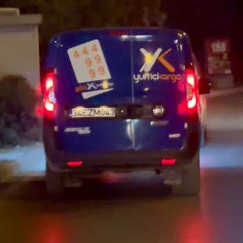Tehlikeli Araç Kullanan Makas Atan, Sıkıştıran Yurtiçi Kargo Şoförü!