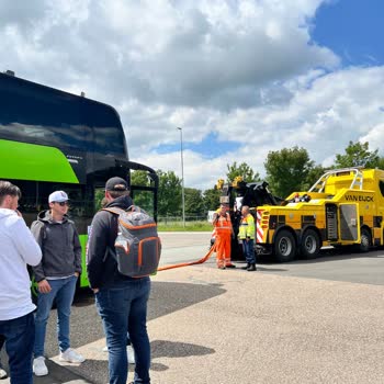 FlixBus Türkiye Gent'ten Amsterdam'a Kabus Gibi Yolculuk: Saatlerce Bekletildik!