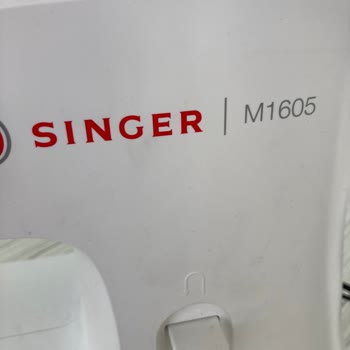 A101in Singer M1605 Dikiş Makinesi Arızalı
