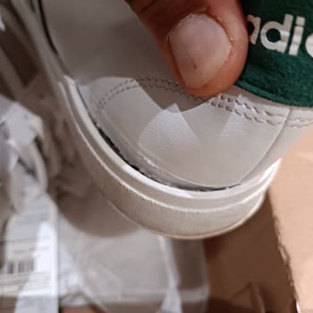 Boyner, Adidas, Ayakkabıda Açılma Var Kullanıcı Hatası Diyor