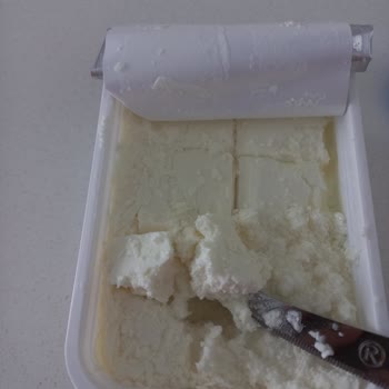 Pınar Et ve Süt Süzme Peynir Kıvam Şikayeti