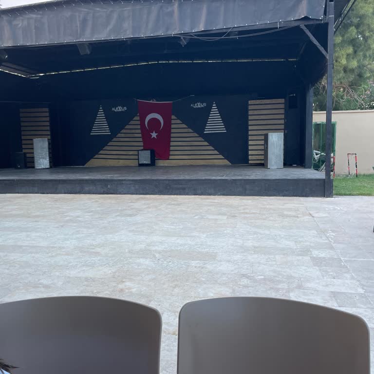 Alexius Beach Hotel Memnuniyetsiz Kaldık