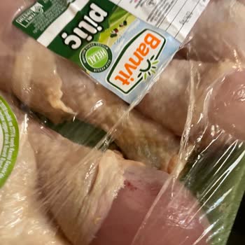 Migros'ta Bozuk Tavuklara Dikkat