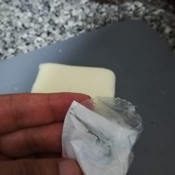 Yeni Alınan İçim Kaşar Peynirde Küf Sorunu