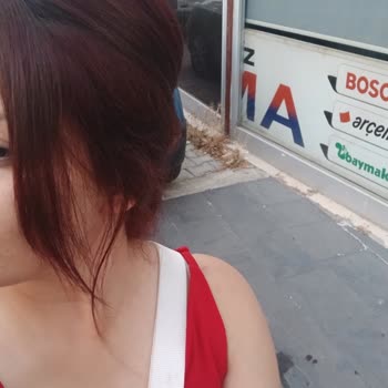 Garnier Patlıcan Moru Diye Aldığım Boya Kızıl Çıktı