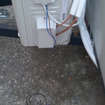 Alarko Klima Teknik Servisi Ve Müşteri Hizmetleri İlgisiz Ve Duyarsız.