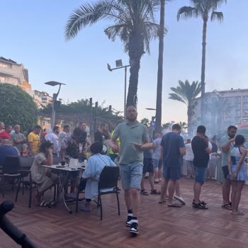 Etstur My Home Resort Hotel_alanya Yemekhane Kapasitesinin Yetersizliği