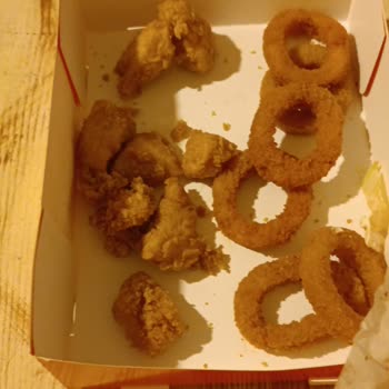 Popeyes Aldatmacası Görseldeki Ürünle Alakasız Ürün Gönderildi