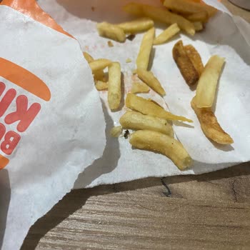 Migros Yemekten Söylediğim Burger King Ürünümden Sinek Çıktı