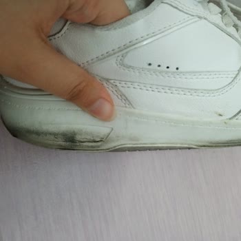 Stradivarius Ayakkabının Kısa Sürede Deforme Olması.