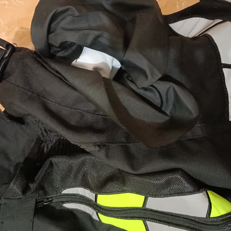 Şimal Motor Kıyafetleri Paranıza Yazık Kalitesiz