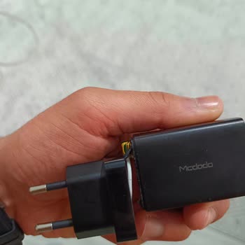 Mcdodo Şarj Cihazı İkiye Bölündü