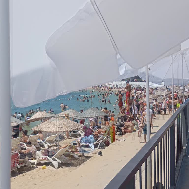 İBB - İstanbul Büyükşehir Belediyesi Caddebostan Suriyeli Akını