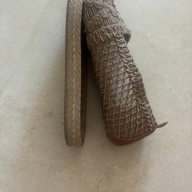 Bambi Ayakkabı İki Kez Taban Açılma Sorunu