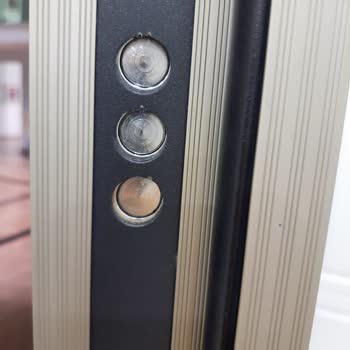 Boyut Çelik Kapı Kusurlu Ürün