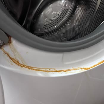 Hoover Marka Çamaşır Makinesinde Paslanma Sorunu