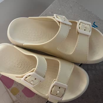 Igor Ayakkabı Kızımın Ayağını Mahveden 1300 Liralık Terlik!