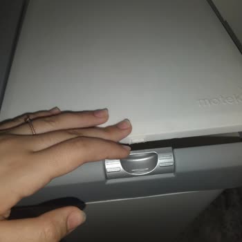 Motek Cleaning Group Motek 2 Hazneli Çamaşır Sepeti Tırnak Kısmi Kırılması