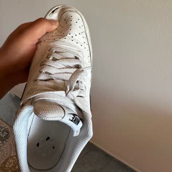 Sneaks Up Pişmanlıktır Kesinlikle Alışveriş Yapılmasını İstemem