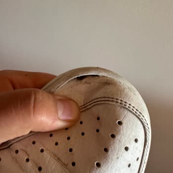 Sneaks Up Pişmanlıktır Kesinlikle Alışveriş Yapılmasını İstemem