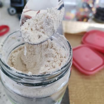 OG Natural (ogstore.com.tr) Og Natural'den Aldığım Muhallebi Kurtlanmış.