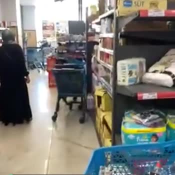 Armutlu A101 Yalova'da Dolabın Anahtarı Kimsede Yok!