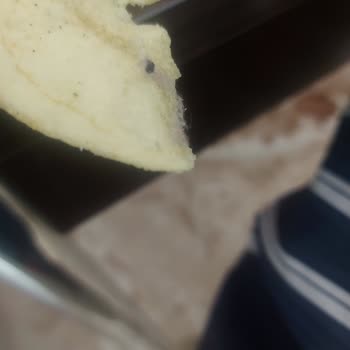 BİM Mağazalarından Alınan Cips Paketinden Kıl Ve Tüy Çıkmıştır