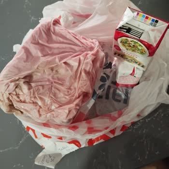 Migros Sanal Market Ürünleri Dökülmüş Geldi Ve Kimse İlgilenmedi