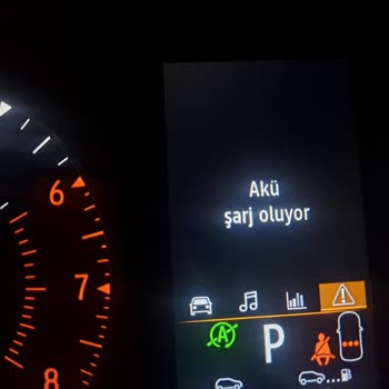 Renault Mais Bursa Servisinin Ciddiyetsizliği 8 Aydır Çözülmeyen Akü