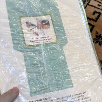 PTT Kargo Paket zugestellt, aber im Eingang ohne Schutz hinterlassen