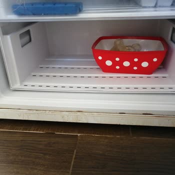 Arçelik Cam Buzdolabı 4. Yılda Çöp Oldu