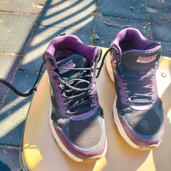 Жалоба на деформацию обуви Skechers