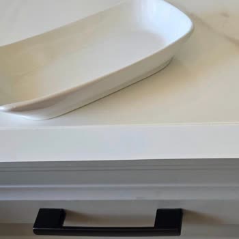 Lamar Porselen Tezgah 2. Gün Kırıldı :(