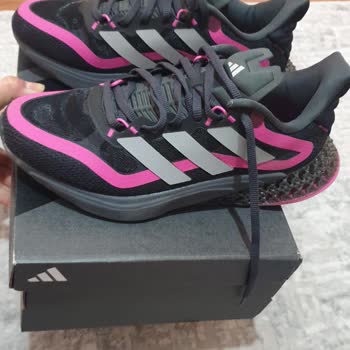 Боль от обуви Adidas 4DFWD Pulse 2 и плохое обслуживание клиентов