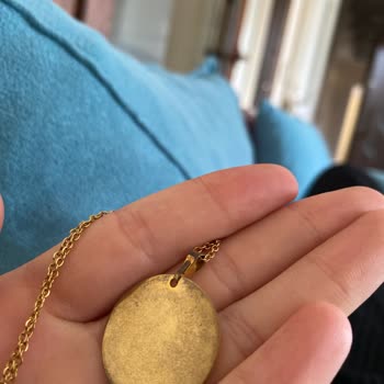 Harlofia Hayal Kırıklığı: Çiçekli Kolye Kararma Sorunu