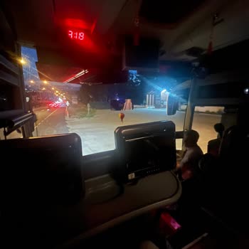İstanbul Seyahat İle Minibüs Gibi Yolculuk Deneyimi