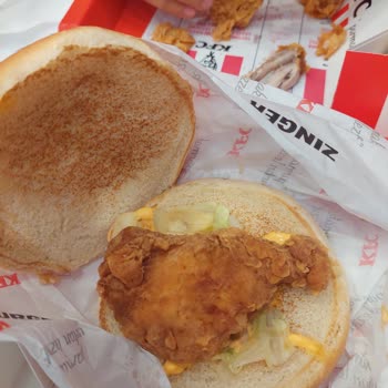 KFC Görseli İle Alakası Olmayan Ürün