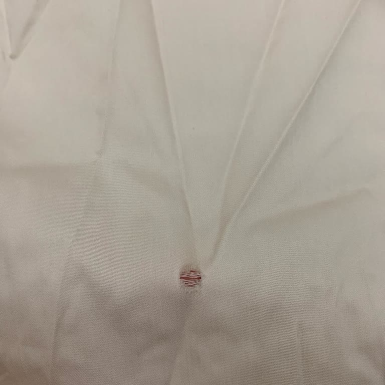 IKEA Çarşafım Delik Çıktı