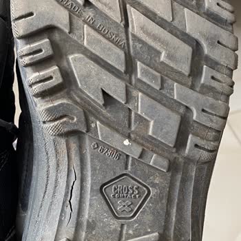 Decathlon Quechua NH100 Outdoor Model Ayakkabının Tabanları Yarıldı